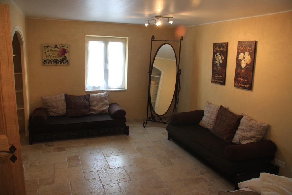 Les Pres De Gordes Villa Room photo